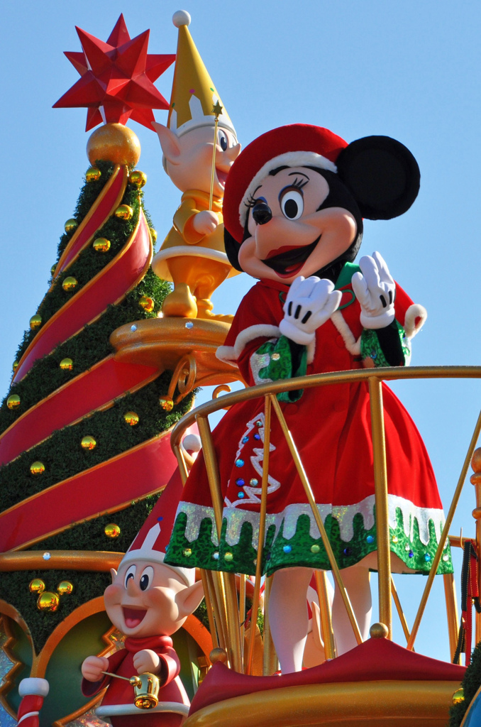 【ディズニー・サンタヴィレッジ・パレード2011】ミニー
