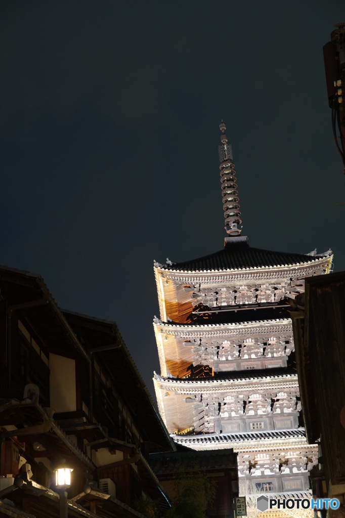京都、八坂の塔