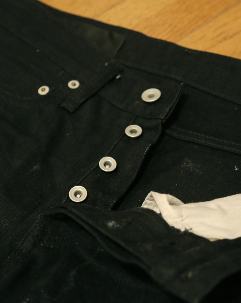 KITSUNE BLACK DENIM 4