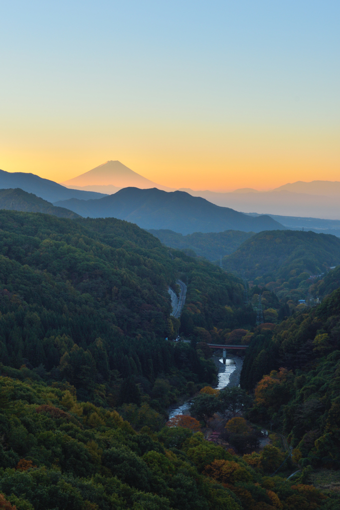 朝焼けの富士