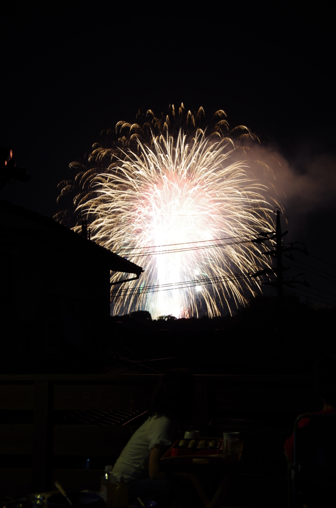 夏の夜を楽しむ