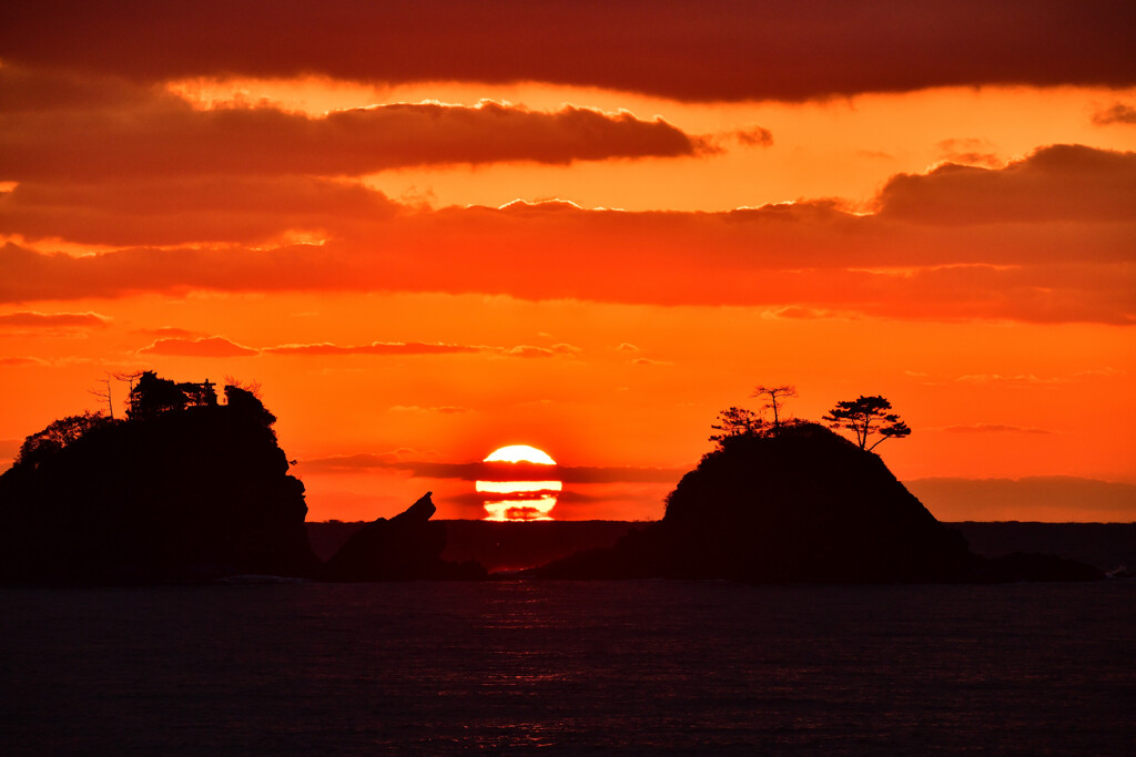 縞々ダルマ夕日