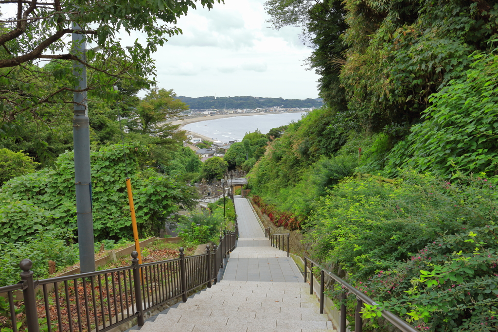 鎌倉　成就院からの由比ヶ浜