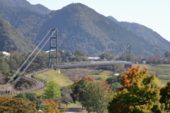 宮ケ瀬湖　水の郷大吊り橋