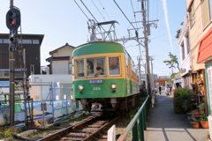 江ノ電（稲村ケ崎）