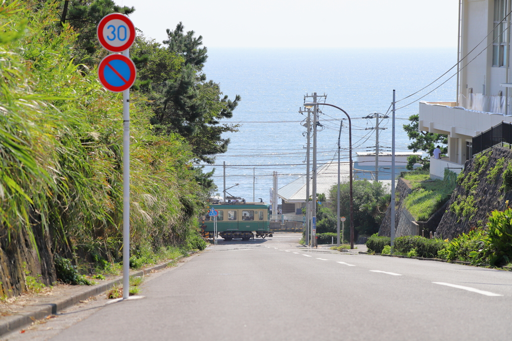 江ノ電（七里ヶ浜駅～稲村ケ崎駅）