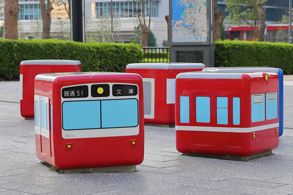 京急電車のアートなイス