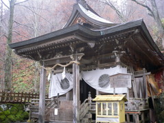 秋の戸隠神社（九頭龍社）