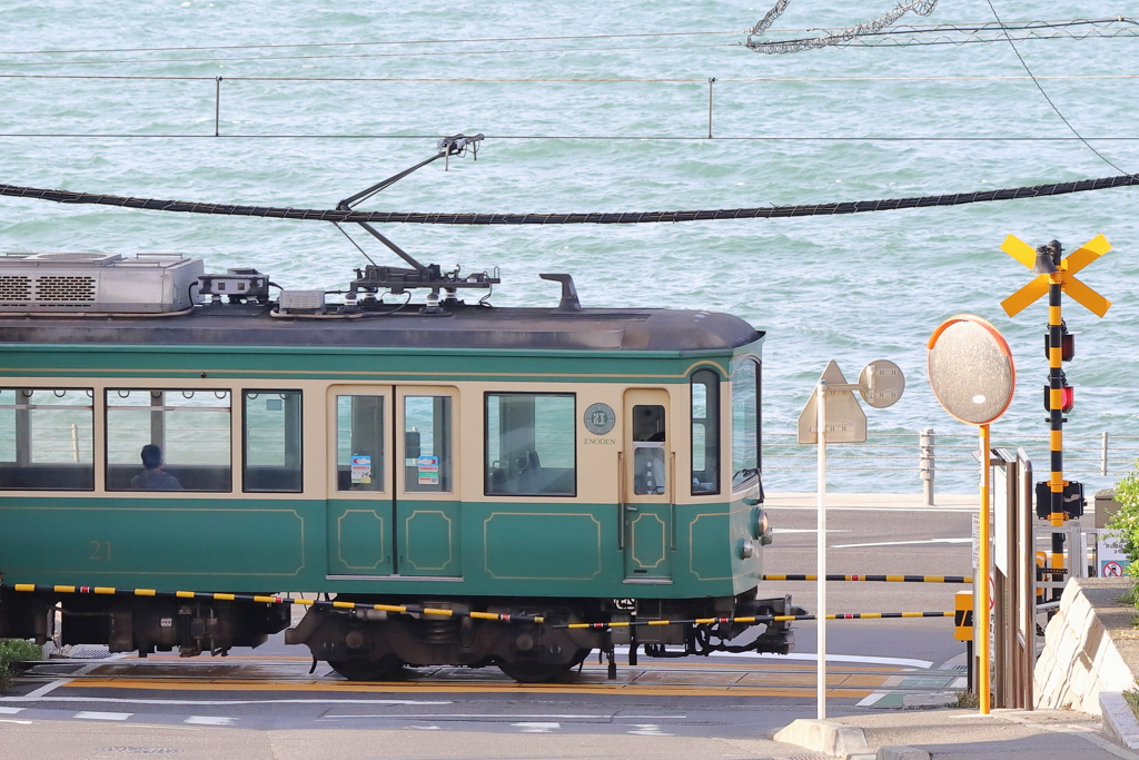 江ノ電（鎌倉高校前駅～七里ヶ浜駅）