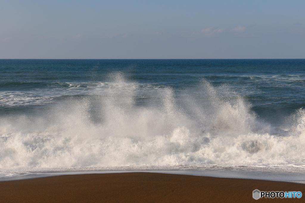 海は怒らない・・・・返礼をするだけだ。
