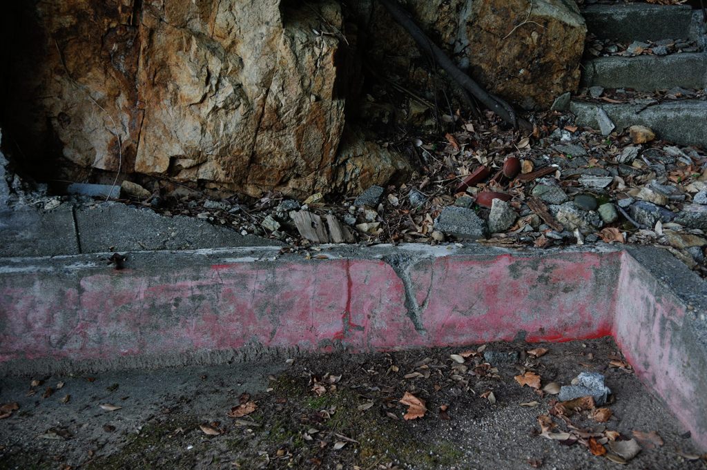 赤い遺構