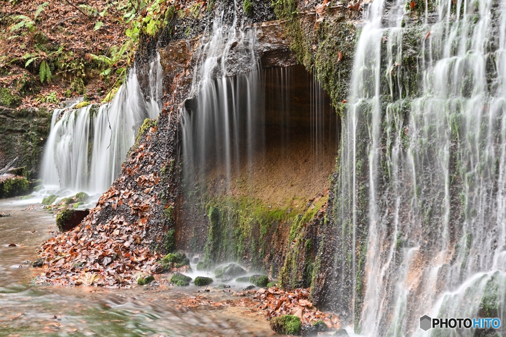 秋の白糸の滝