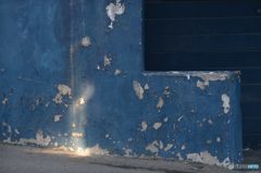 BLUE　IN　THE　DARK