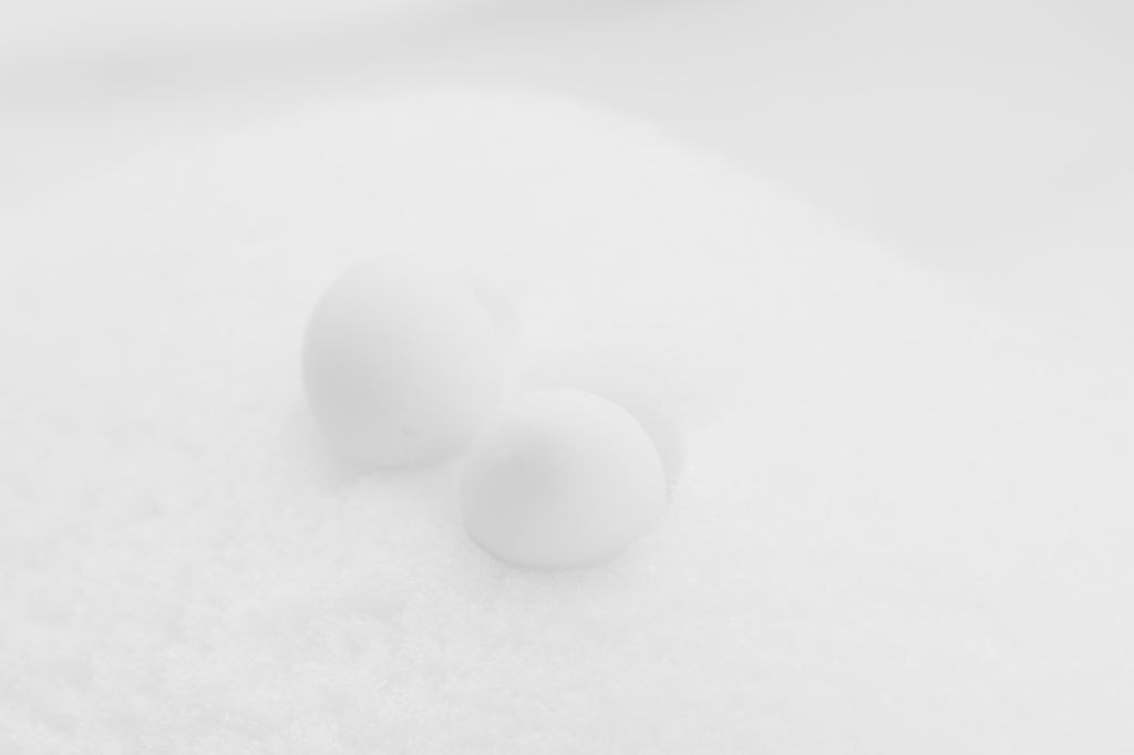 WHITE　OUT