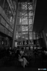 モノクロ軟調ローキー六本木