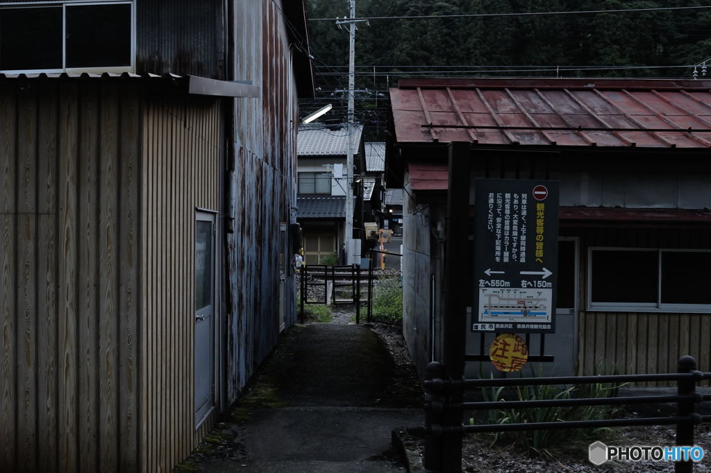 列車は速い