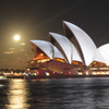 the moon light up the opera house.....