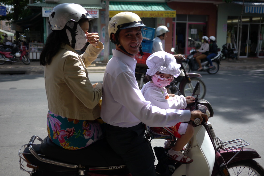 披露宴会場へバイクでゴー！