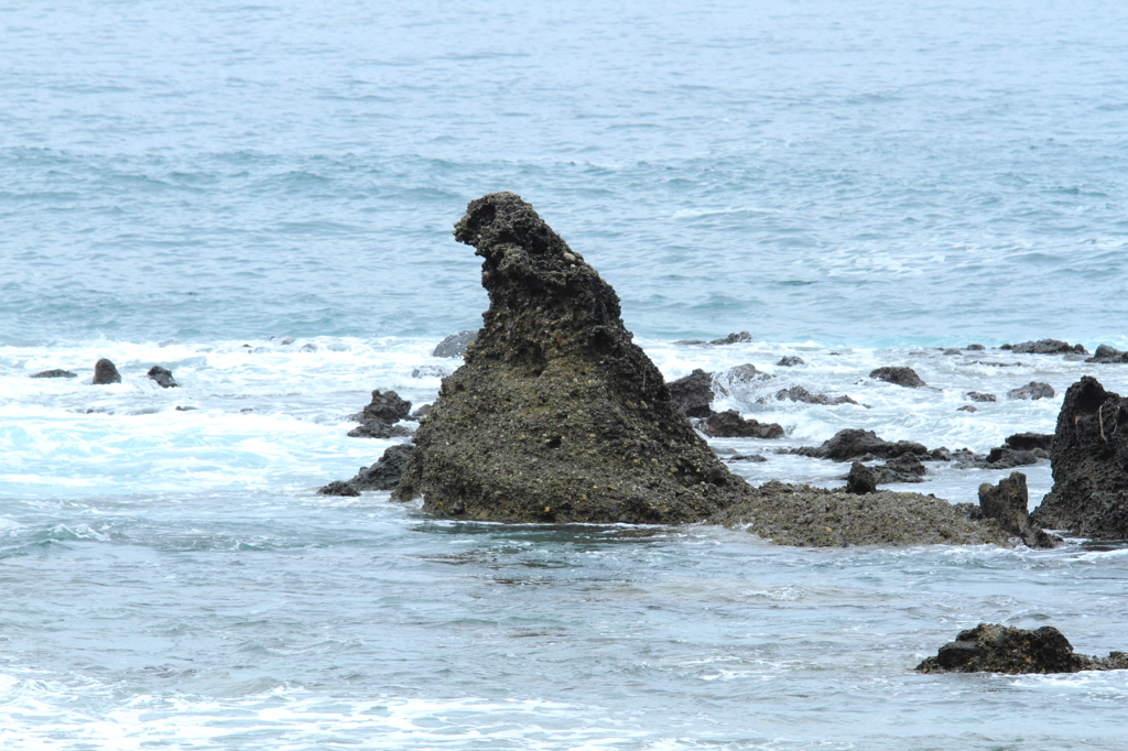 ゴジラ岩