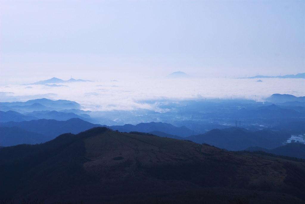 早朝の霧降高原