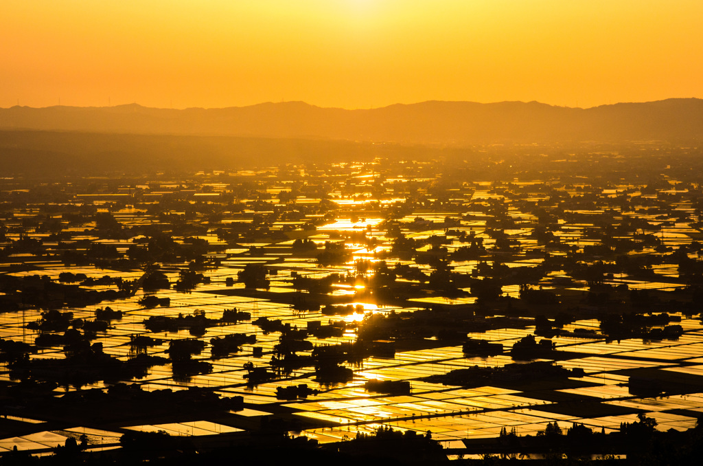 散居村の夕焼け