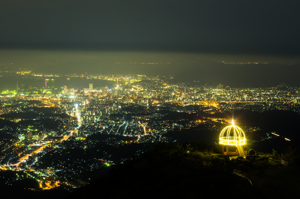 100憶ドルの夜景