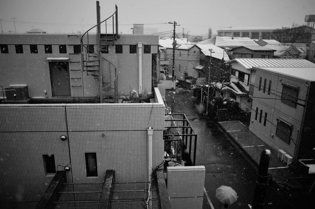 雪と傘