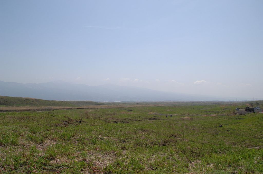 休日の富士自衛隊演習場