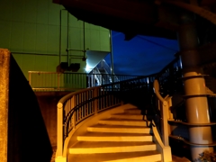 夜の螺旋