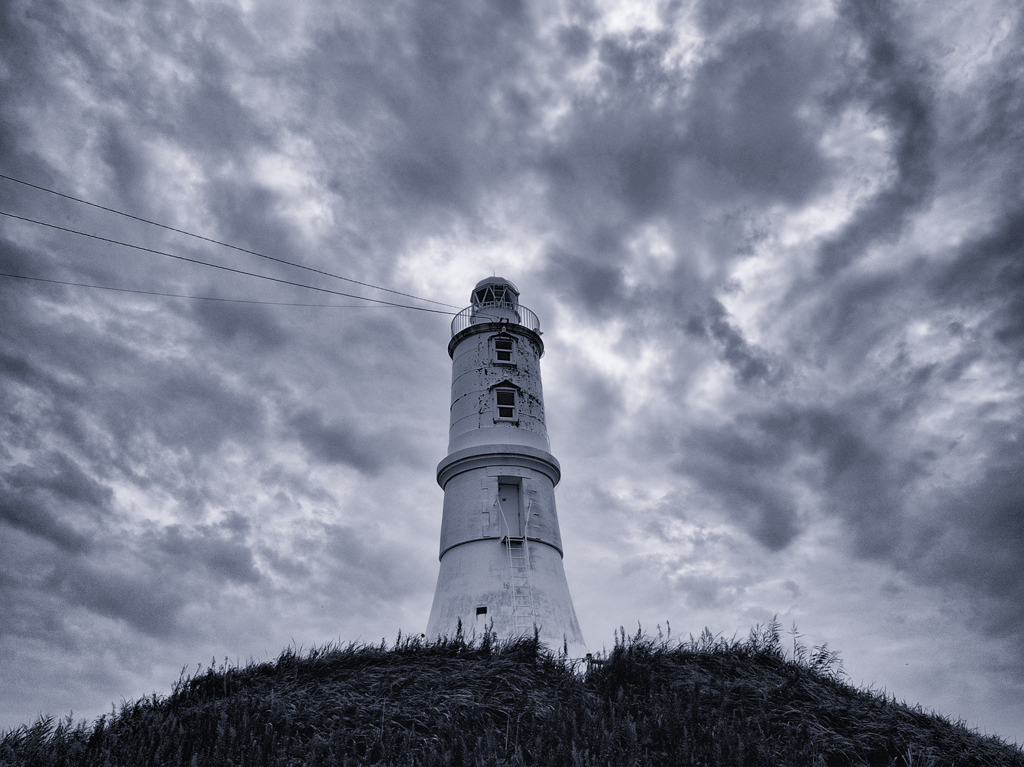 a lighthouse     fig.1