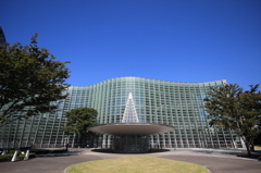 国立新美術館