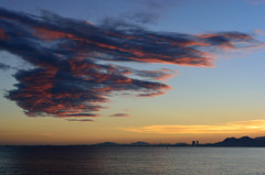 赤く染まる雲