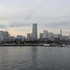 横浜港大さん橋国際客船ターミナルからの赤レンガ倉庫とみなとみらい