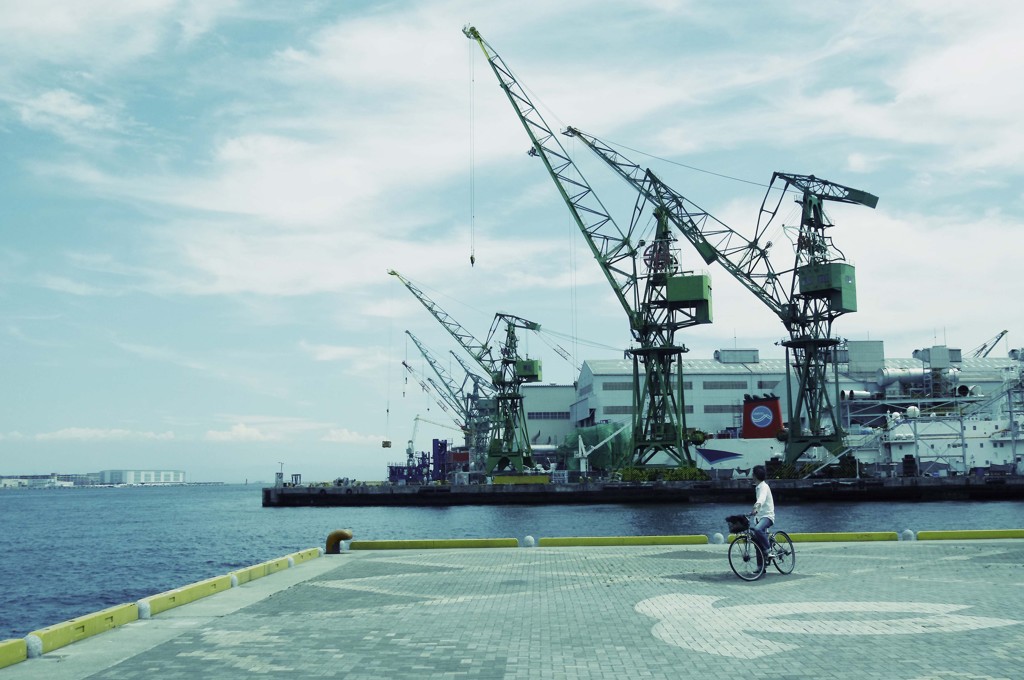 何処かへ行きたい、、自転車で？、、何かしたい、今ここで、、