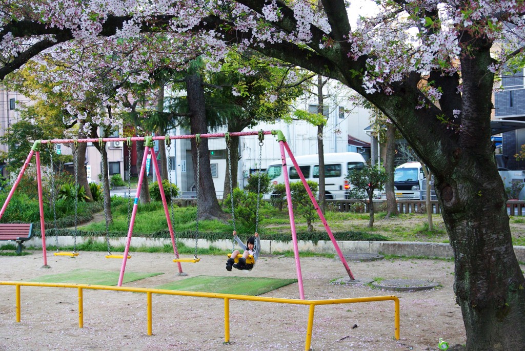 サクラ色のブランコ