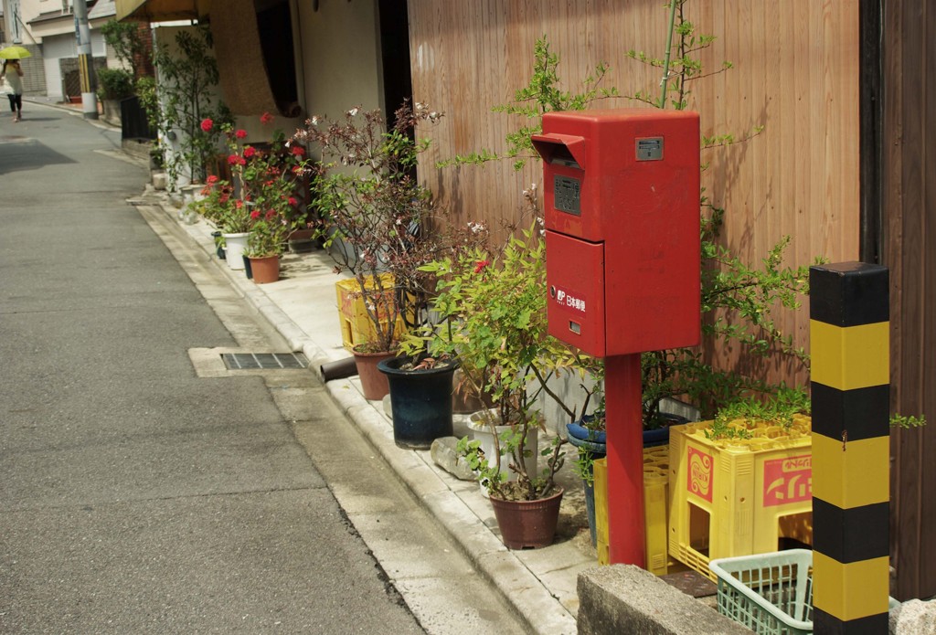 行く春に～ポスト