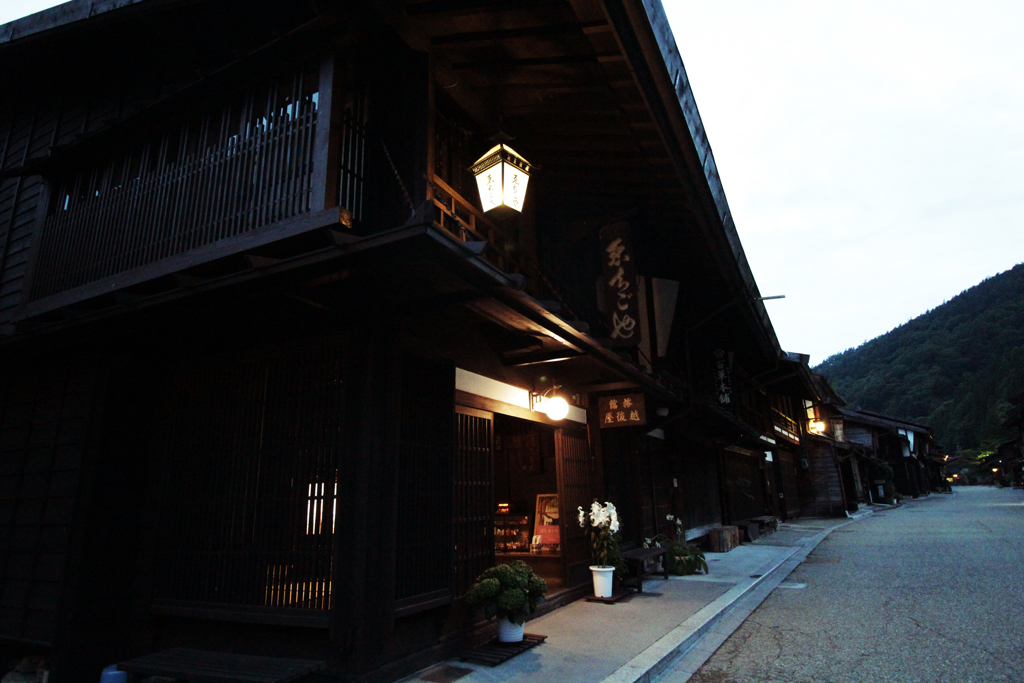 古き良き風景　～軒下から～