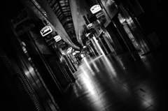 夜の商店街