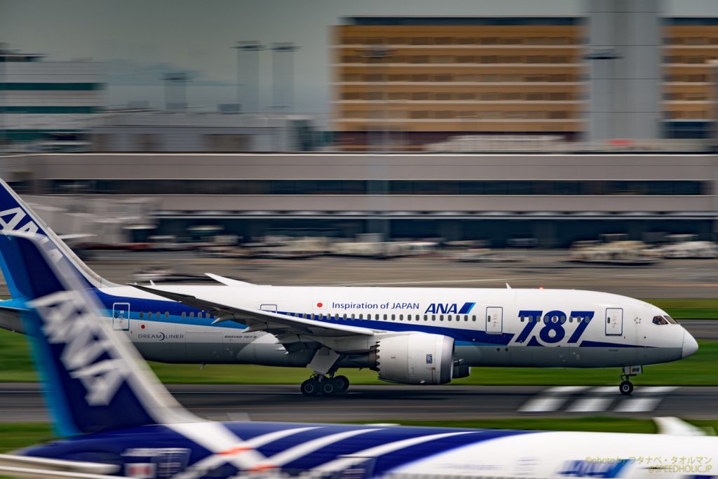 787と787