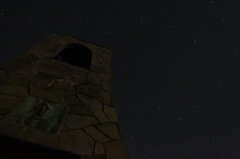 【美ヶ原】美しの塔と満天の星空