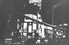 JR新宿駅東南口近辺