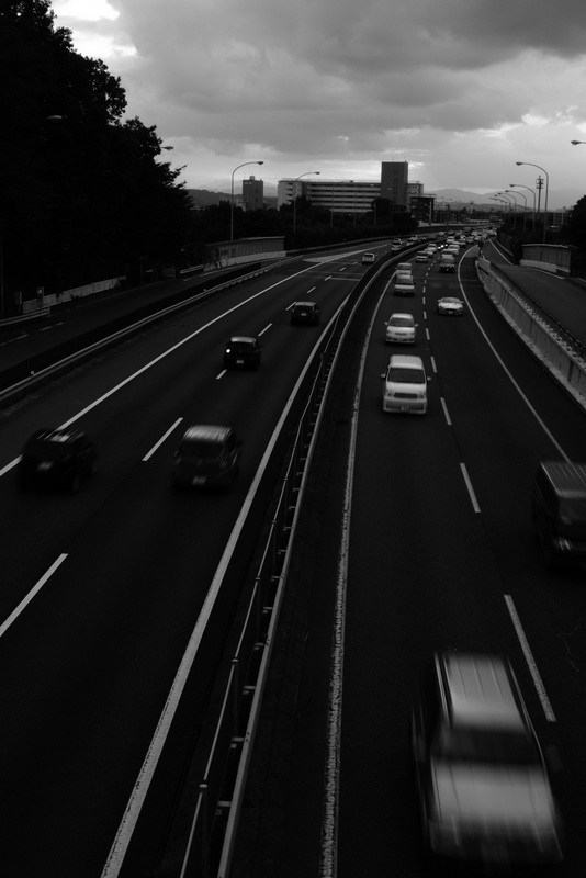 中央自動車道