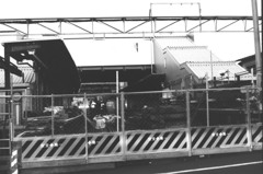 布田 役目を終えた地上の駅舎