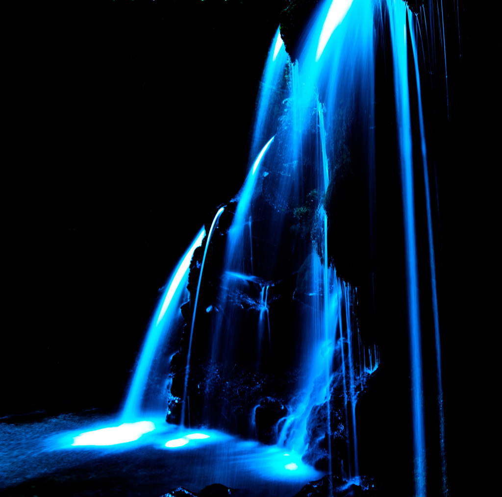 Black　＆　　Blue 