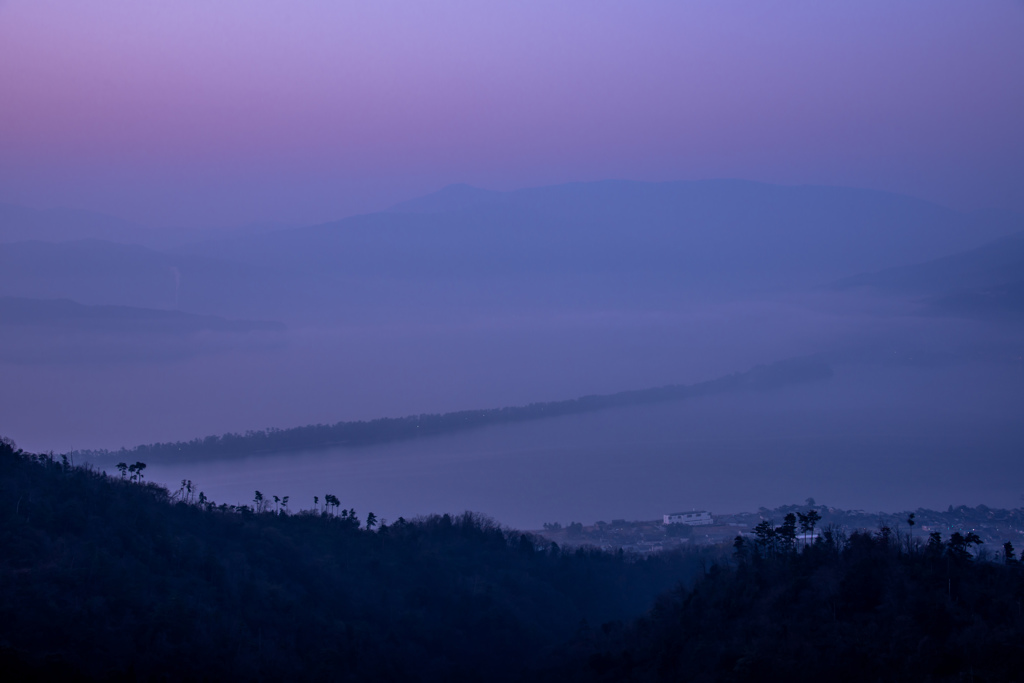 霧にむせぶ橋立
