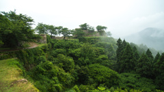 雨の天空の城　一瞬の晴れ間