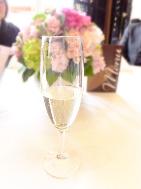 シャンパン