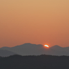太平山から登る日の出・・・・
