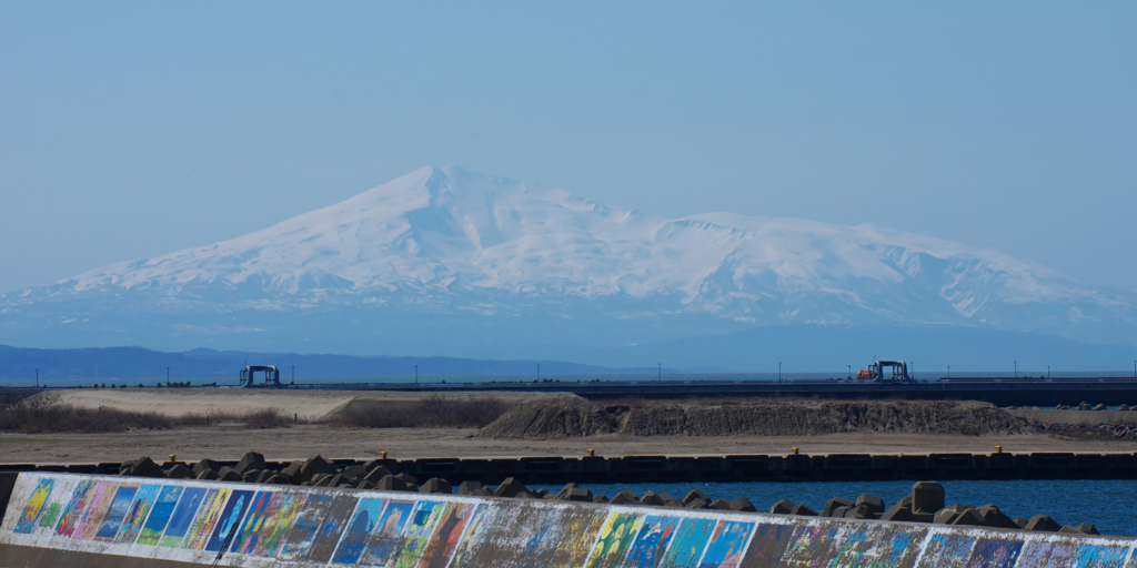 「鳥海山」