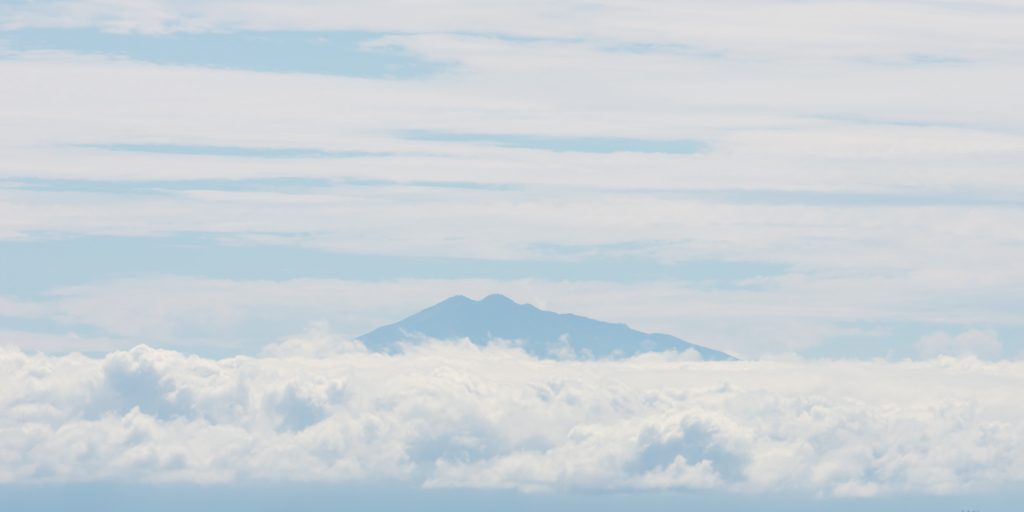 「鳥海山」